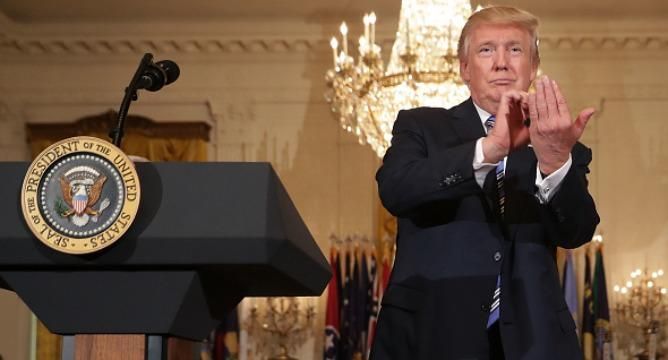 Трамп готується підписати закон про посилення санкцій, – AP Трамп готується підписати закон про посилення санкцій, – AP