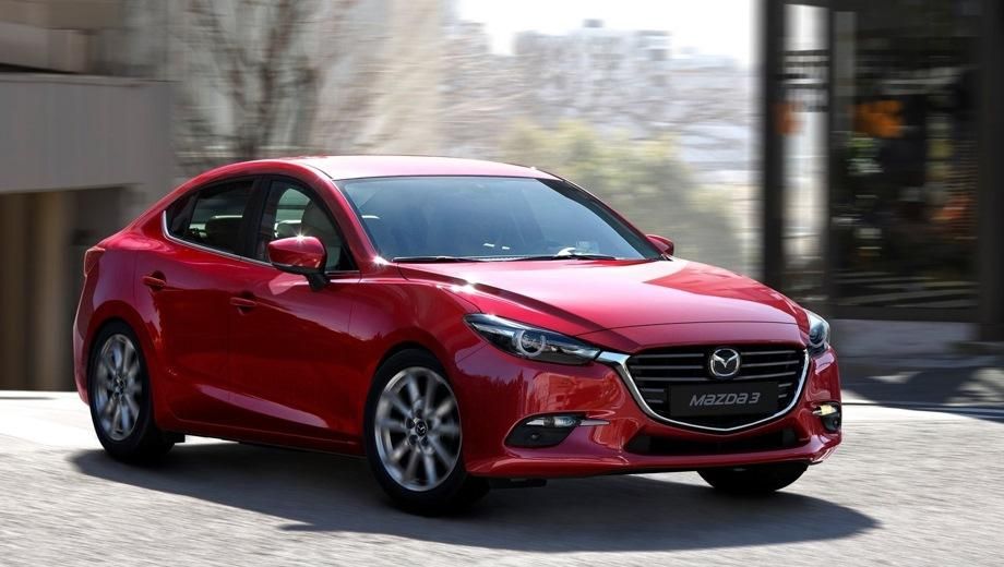 Чи можна довіряти системам безпеки в Mazda 3