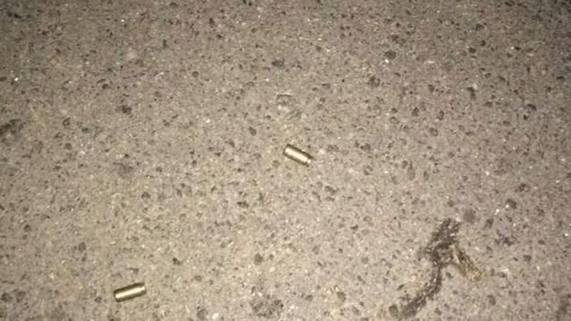 Стрілянина у Києві вночі на Татарці: нападник випустив 5 куль в чоловіка Стрілянина у Києві вночі на Татарці: нападник випустив 5 куль в чоловіка