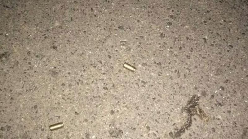 Стрілянина у Києві вночі на Татарці: нападник випустив 5 куль в чоловіка