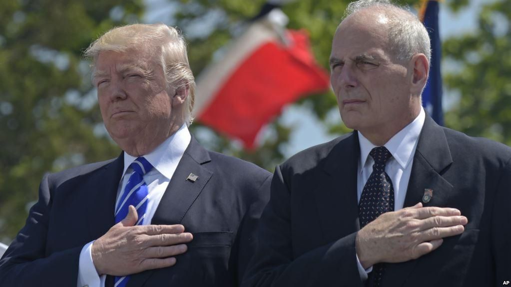 Спасение тонущих: зачем Трамп превращает Белый дом в "военную базу"? Спасение тонущих: зачем Трамп превращает Белый дом в "военную базу"?