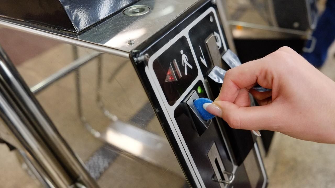 Электронный билет в киевском метро: назвали дату нововведения Электронный билет в киевском метро: назвали дату нововведения