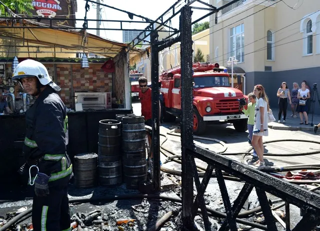 Пожежа на пляжі в Одесі Пожежа на пляжі в Одесі