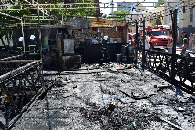 Загоряння сталося на літній площадці кафе Загоряння сталося на літній площадці кафе