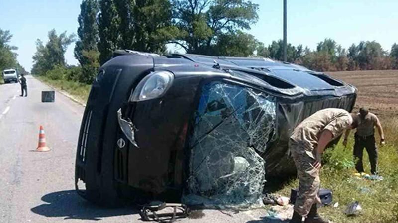 На Херсонщині сталася аварія за участі військової техніки: є загиблі та постраждалі 