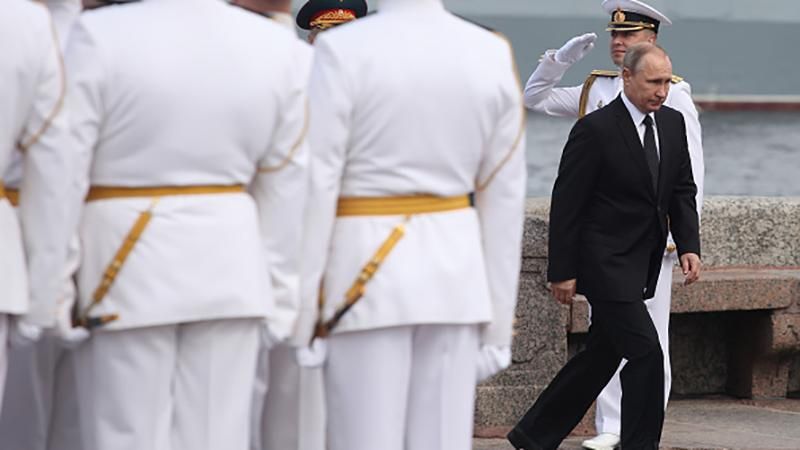 Російський військовий познущався над владними повноваженнями Путіна Російський військовий познущався над владними повноваженнями Путіна