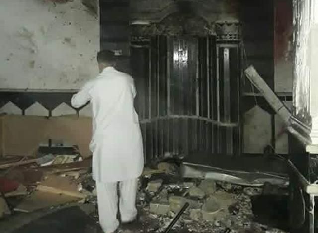 Взрыв прогремел в мечети в Афганистане: есть десятки жертв Взрыв прогремел в мечети в Афганистане: есть десятки жертв