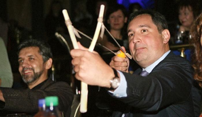 Вице-премьер России Рогозин стал персоной нон-грата в Молдове Вице-премьер России Рогозин стал персоной нон-грата в Молдове