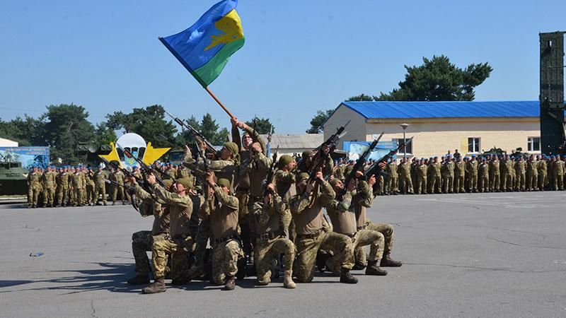 Как десантники отпраздновали День ВДВ в Днепропетровской области