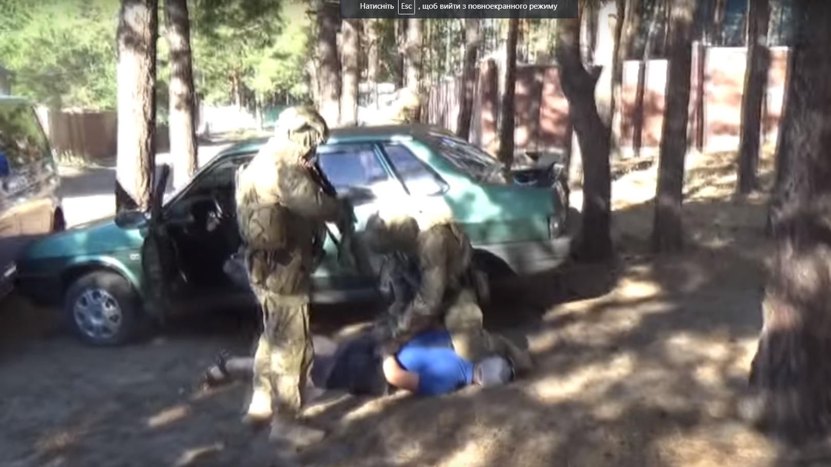 СБУ затримала двох інформаторів "ДНР": відео СБУ затримала двох інформаторів "ДНР": відео