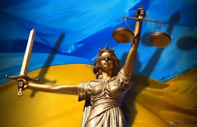 Фемида по-украински: суд оправдал осужденного за взятку генерал-лейтенанта Госпогранслужбы