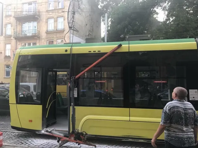 Трамвай, Львів, пожежа Трамвай, Львів, пожежа