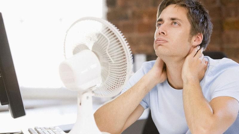 Через спеку робочий графік українців можуть змінити Через спеку робочий графік українців можуть змінити