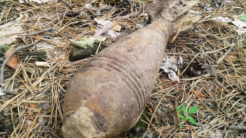 Из-за взрыва снаряда мужчине оторвало руку и обожгло половину тела Из-за взрыва снаряда мужчине оторвало руку и обожгло половину тела