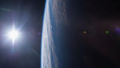 NASA проведе аерозйомку найдовшого затемнення Сонця за допомогою бомбардувальників 