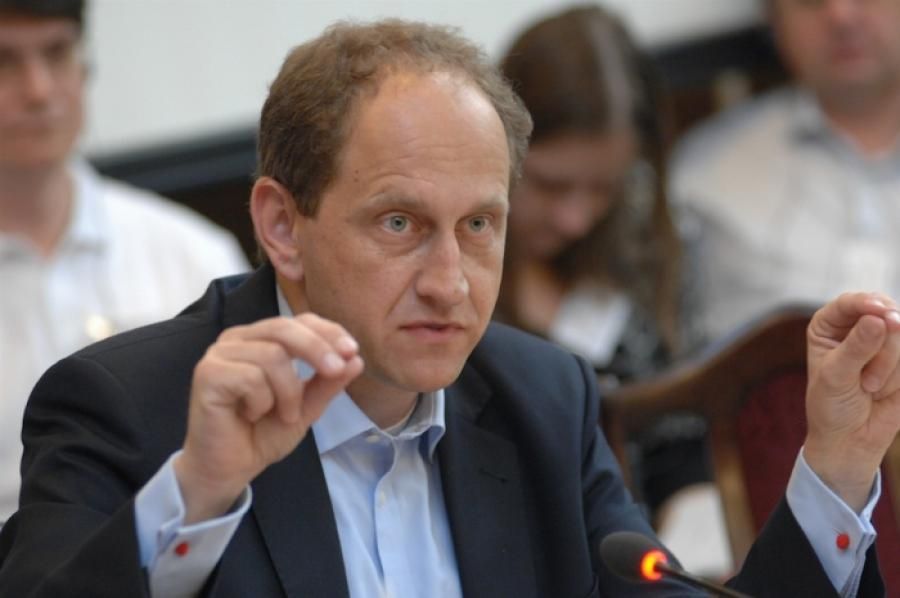 Вице-президент Европарламента объяснил скандальное высказывание своего коллеги относительно Крыма Вице-президент Европарламента объяснил скандальное высказывание своего коллеги относительно Крыма