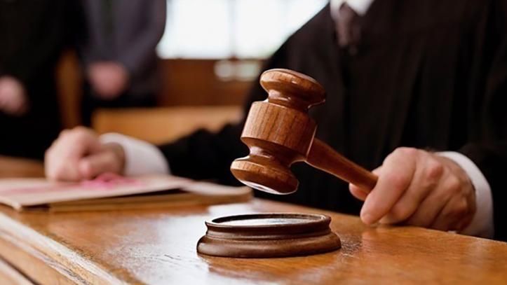 Водія, який насмерть збив дитину, заарештували на два місяці Водія, який насмерть збив дитину, заарештували на два місяці