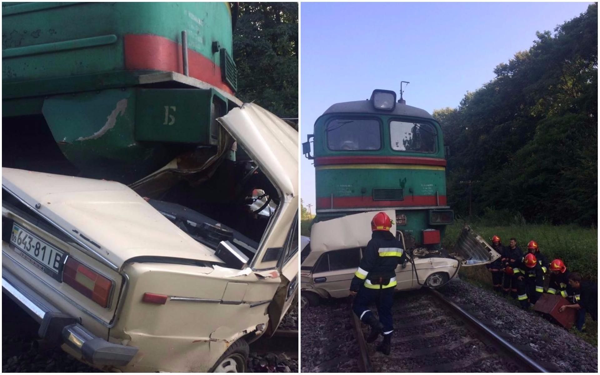 Пассажирский поезд раздавил авто на Прикарпатье: есть погибшие (фото 18+)