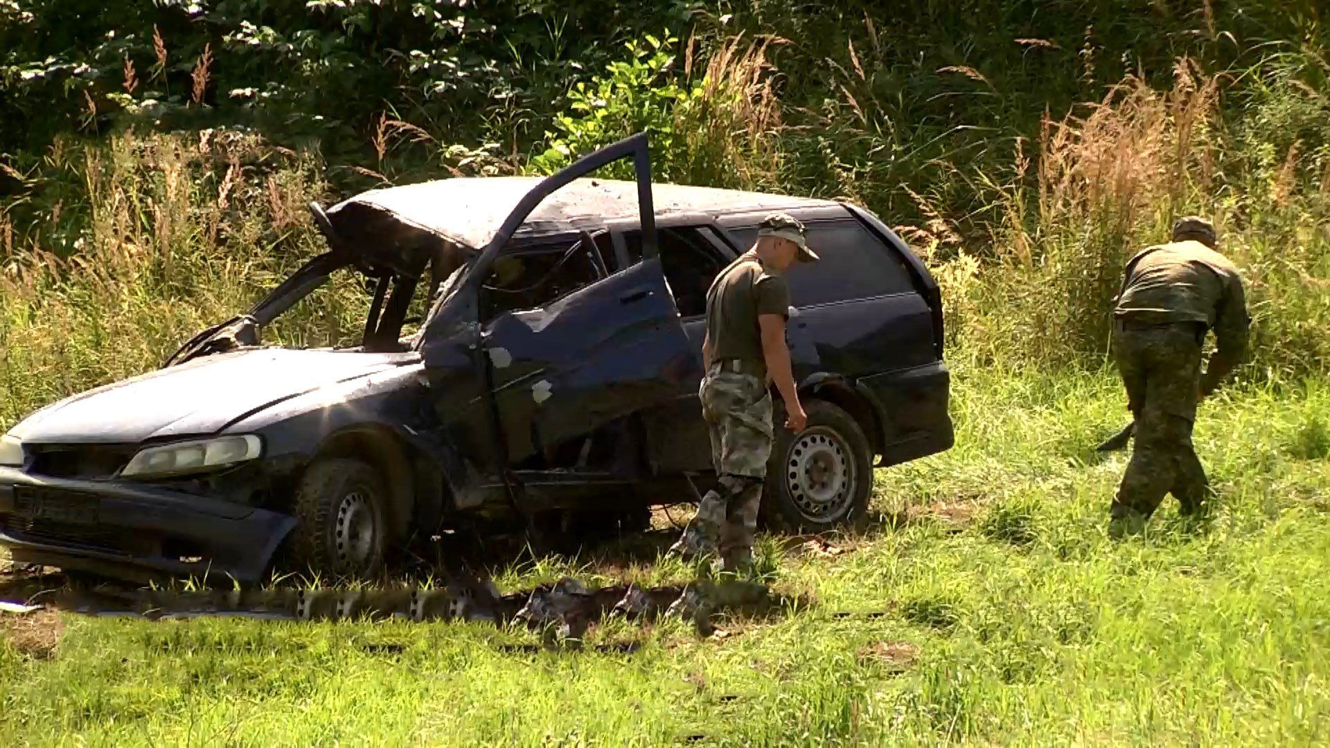 Навчання саперів: ФБР підірвало чотири легковики на полігоні біля Львова Навчання саперів: ФБР підірвало чотири легковики на полігоні біля Львова