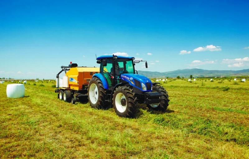 Під колесами трактора на Харківщині загинув іноземець