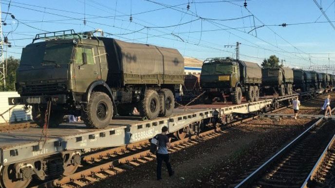 Росія проводить масштабну передислокацію військової техніки, – військові