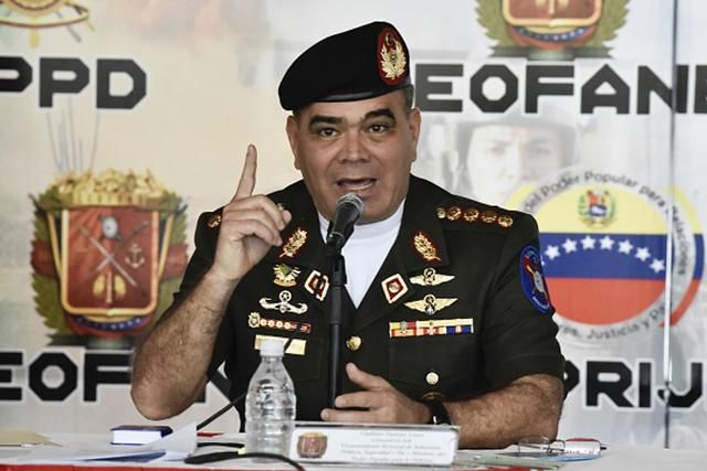 Это безумный акт высшего экстремизма, – в Венесуэле отреагировали на угрозы Трампа.
Это безумный акт высшего экстремизма, – в Венесуэле отреагировали на угрозы Трампа.