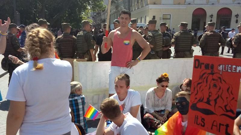 ЛГБТ-прайд стартував в Одесі: з'явилися перші фото маршу