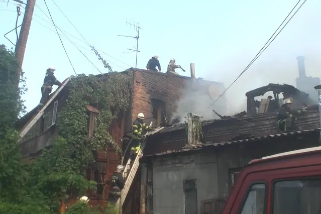 Рятувальники боролися з вогнем понад 6 годин 