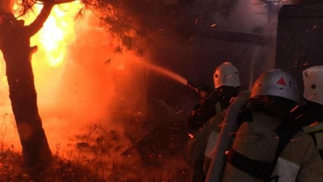 Пожежа у кемпінгу в Криму: відпочивальники з Москви залишились без речей і документів Пожежа у кемпінгу в Криму: відпочивальники з Москви залишились без речей і документів