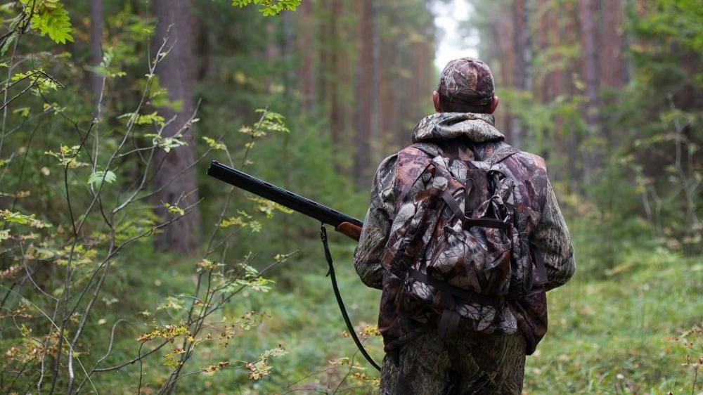 Кровавую охоту в Одесской области: охотник застрелил своего товарища