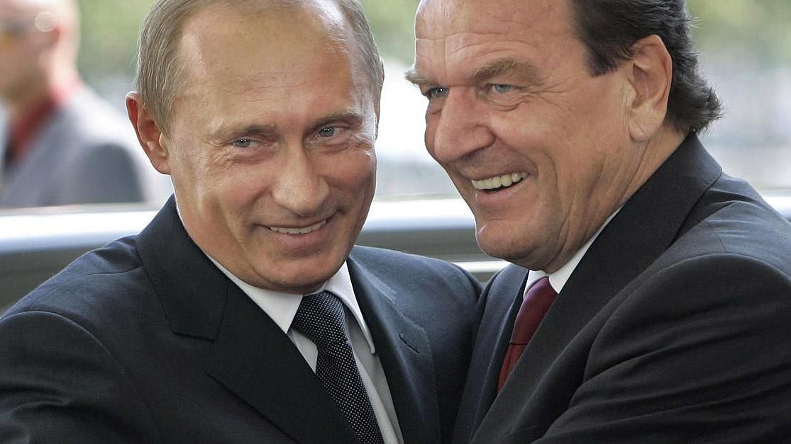 Скандал із "Роснефтью": політики жорстко розкритикували екс-канцлера Німеччини Скандал із "Роснефтью": політики жорстко розкритикували екс-канцлера Німеччини