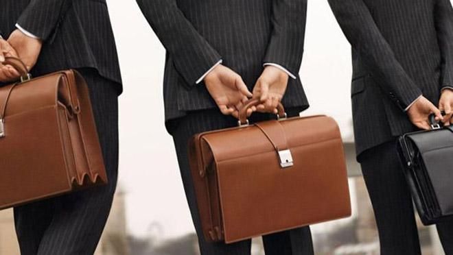 "Новий формат" службовців: кому уряд запропонує зарплату у 70 тисяч гривень "Новий формат" службовців: кому уряд запропонує зарплату у 70 тисяч гривень