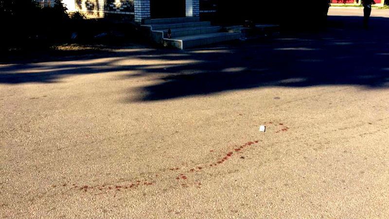 Бывший работник скотобойни устроил кровавую резню в Киевской области: есть погибший Бывший работник скотобойни устроил кровавую резню в Киевской области: есть погибший