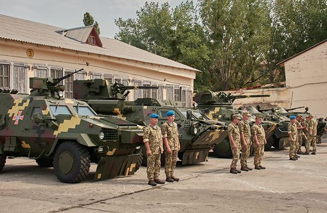 В Генштабе пообещали передать силам АТО немало новой военной техники В Генштабе пообещали передать силам АТО немало новой военной техники