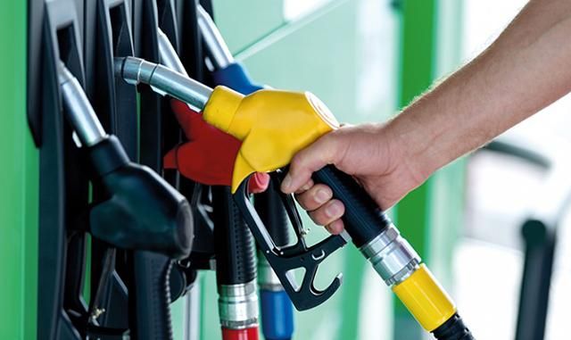 В Крыму бензин стал дефицитом В Крыму бензин стал дефицитом