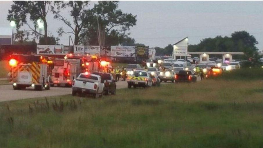 Водитель намеренно влетел в пиццерию, но это не теракт, – МВД Франции