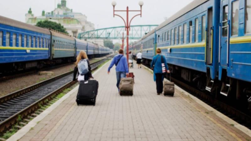 До Дня Незалежності будуть курсувати додаткові потяги: розклад До Дня Незалежності будуть курсувати додаткові потяги: розклад