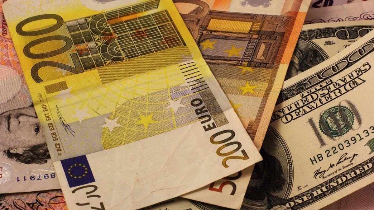 Курс валют НБУ на 19-08-2017: курс доллара, курс евро