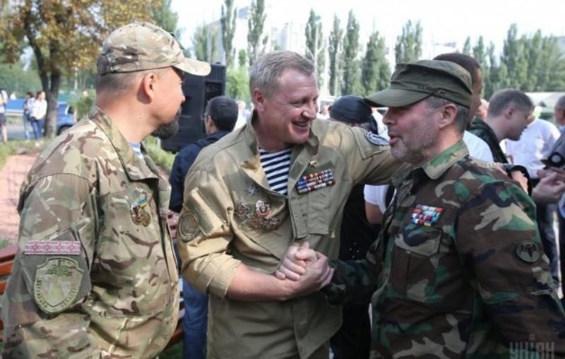 Меч у карті Росії: незвичний пам'ятник воїнам АТО з'явився у Києві
Меч у карті Росії: незвичний пам'ятник воїнам АТО з'явився у Києві