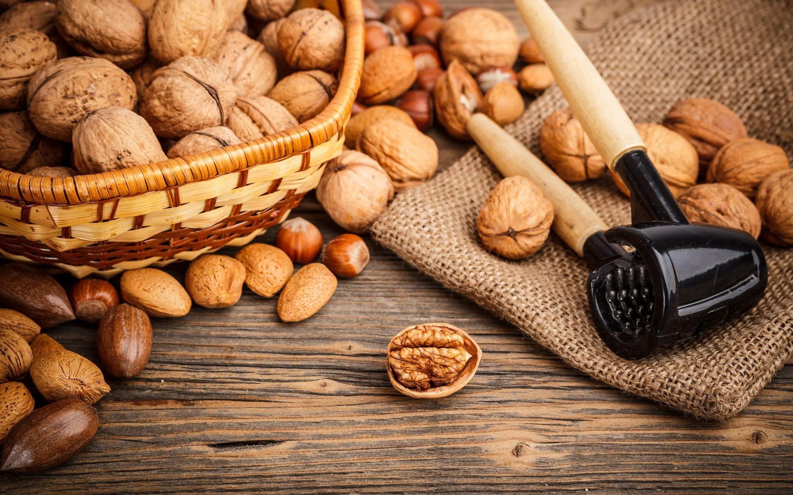 Горіховий Спас: традиції та прикмети Горіховий Спас: традиції та прикмети