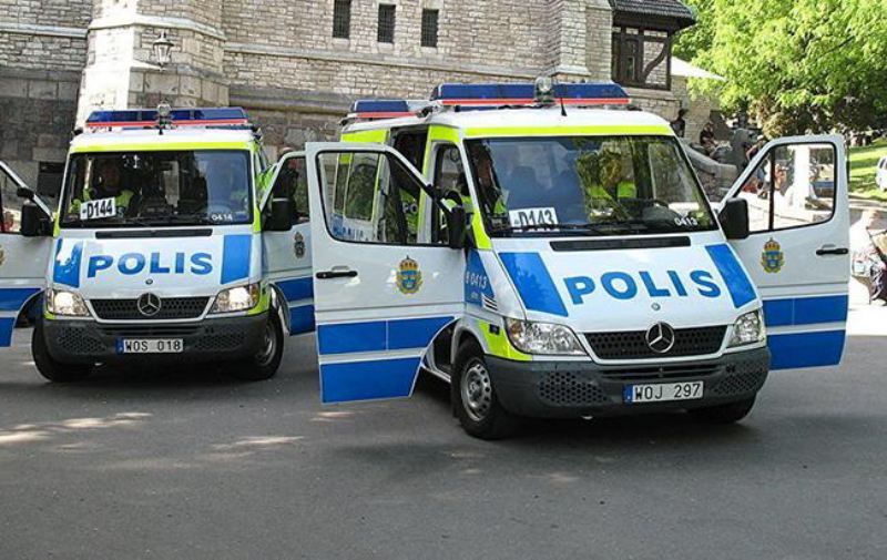 Неизвестный открыл стрельбу в Стокгольме и убежал: есть жертвы
