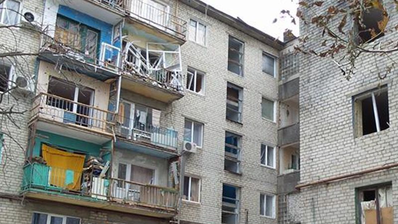 Пьяный боевик из России выпал из многоэтажки в оккупированном Луганске
