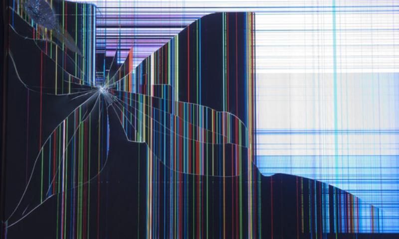 Motorola запатентовала технологию, которая самостоятельно лечит мелкие трещины на экране Motorola запатентовала технологию, которая самостоятельно лечит мелкие трещины на экране