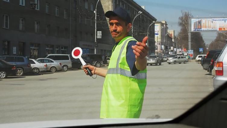 Как бороться с вымогателями на стоянках авто Как бороться с вымогателями на стоянках авто