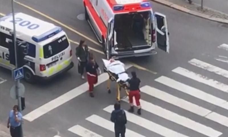 Поліція Фінляндії встановила особу марокканця, який вчинив криваву різанину
Поліція Фінляндії встановила особу марокканця, який вчинив криваву різанину