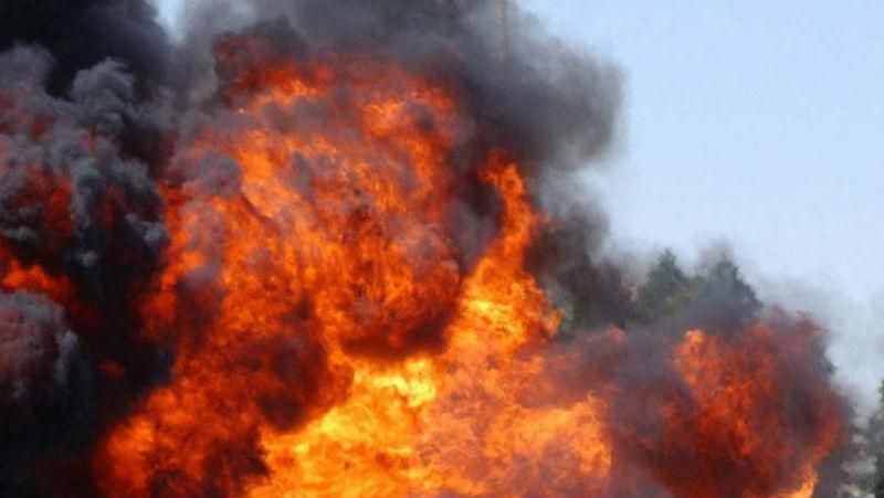 На Донбасі вибухнула вантажівка, в якій терористи ховали боєприпаси 