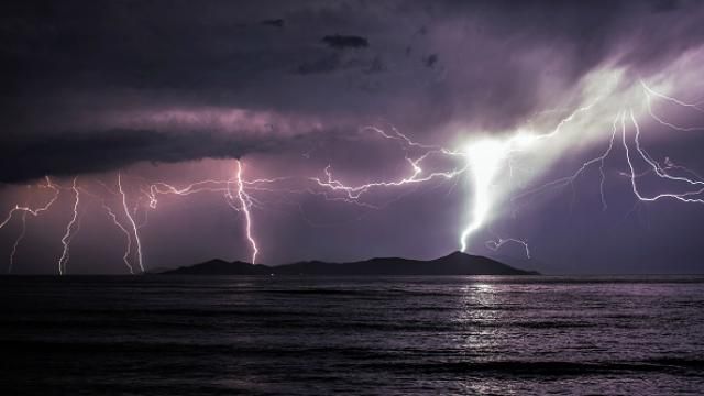 В аннексированном Крыму молния убила советника российского министра В аннексированном Крыму молния убила советника российского министра