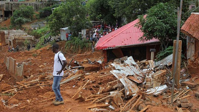 В Африке из-за оползней погибло около 500 человек: страшные фото трагедии В Африке из-за оползней погибло около 500 человек: страшные фото трагедии