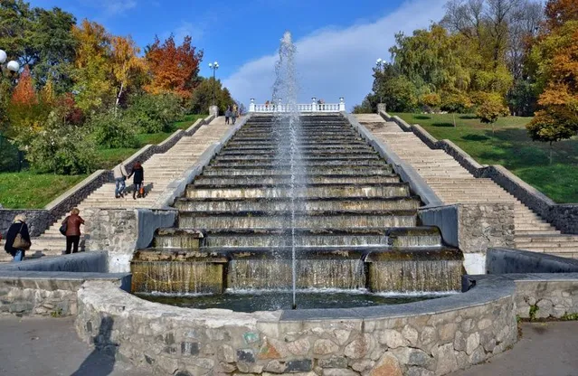 Каскадний фонтан Харків