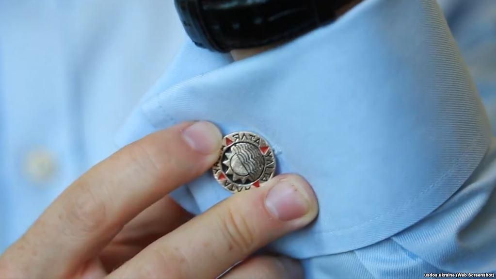 Американский дипломат оригинальным способом показал чей Крым Американский дипломат оригинальным способом показал чей Крым